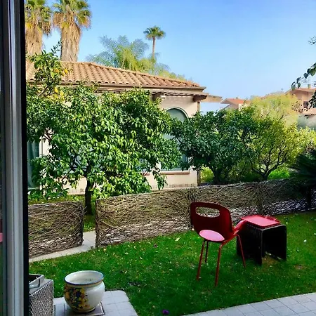Sanremo, Relax Sul Mare Di Porto Sole, Tra Fiori E Profumi Апартаменты *