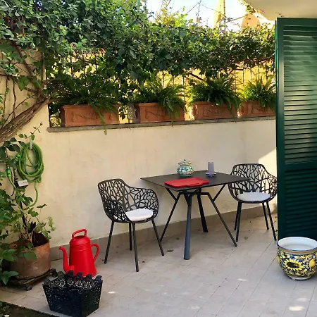 Sanremo, Relax Sul Mare Di Porto Sole, Tra Fiori E Profumi Sanremo